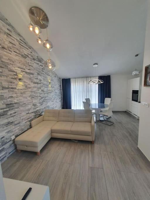 Apartment Rosemary 尼亚卢卡 外观 照片